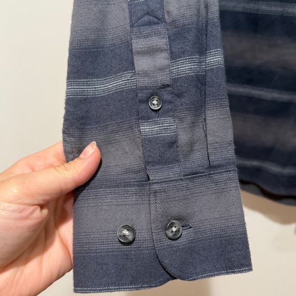 NWT Travis Mathew Button-Up Final Approach Slim Fit Shirt in Quiet Shade Stripe - Picture 7 of 15